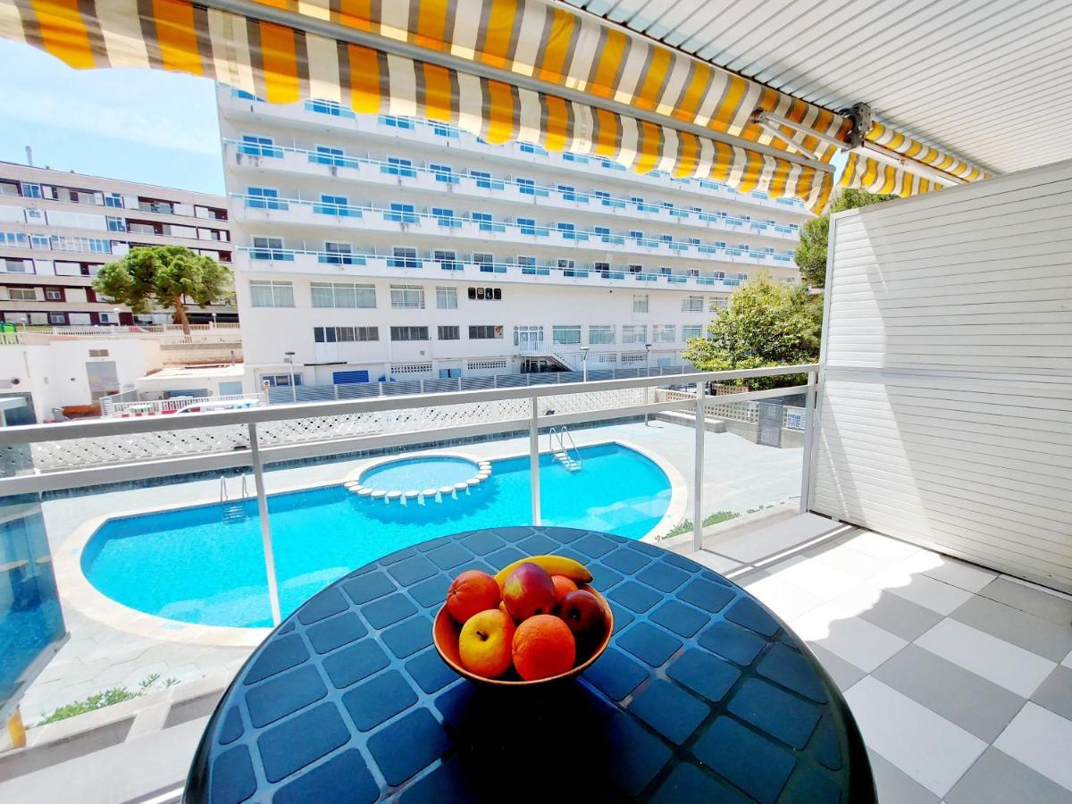Apartamentos Montblanc Familidays 013 Salou Buitenkant foto