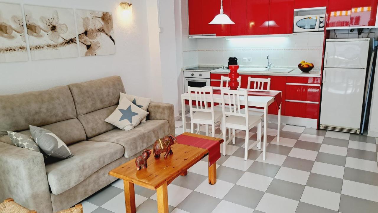 Apartamentos Montblanc Familidays 013 Salou Buitenkant foto