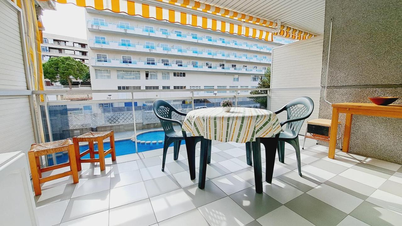 Apartamentos Montblanc Familidays 013 Salou Buitenkant foto