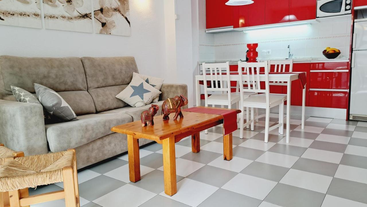 Apartamentos Montblanc Familidays 013 Salou Buitenkant foto
