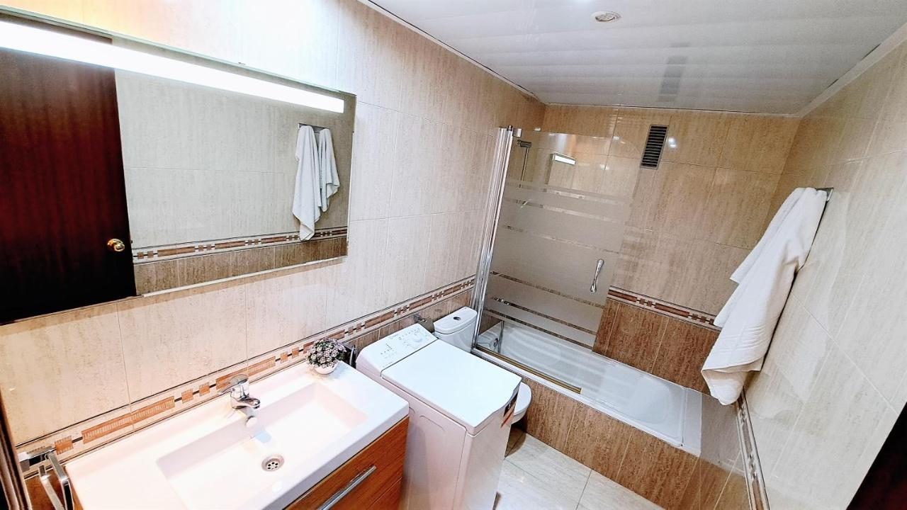 Apartamentos Montblanc Familidays 013 Salou Buitenkant foto