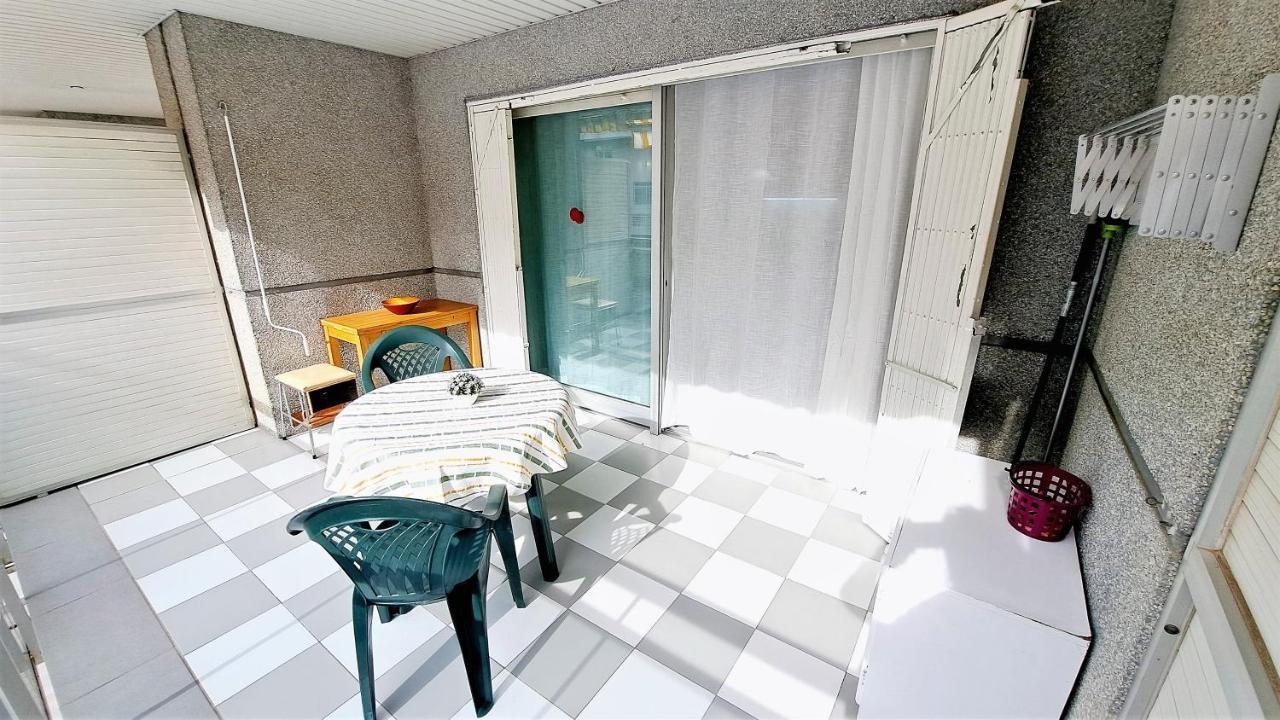 Apartamentos Montblanc Familidays 013 Salou Buitenkant foto