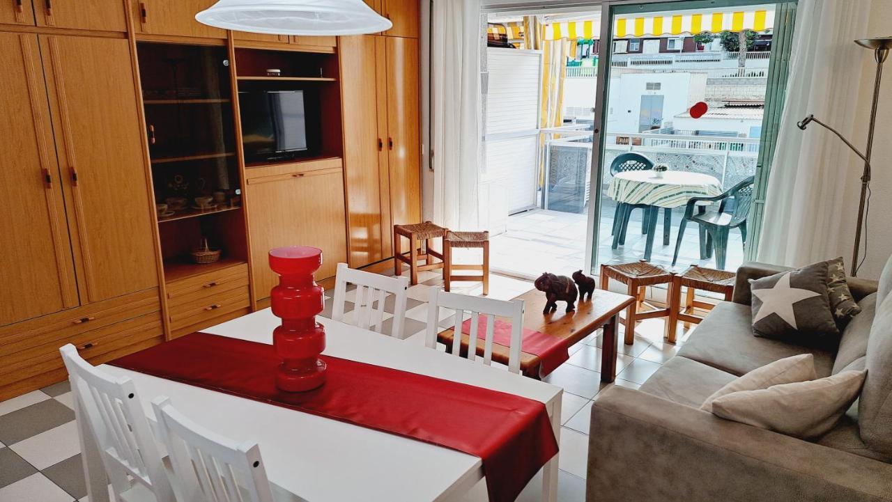 Apartamentos Montblanc Familidays 013 Salou Buitenkant foto